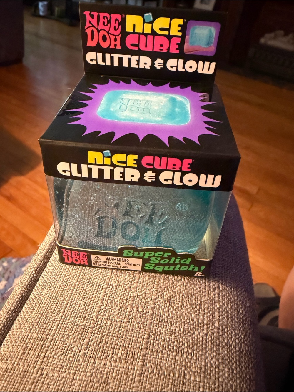 Nice Cube Glitter & Glow Super Solid Squish - Teal Blue